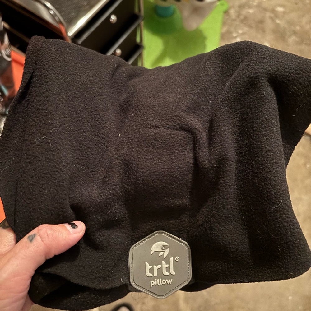 Ttrl Black Travel Neck Pillow- Unisex